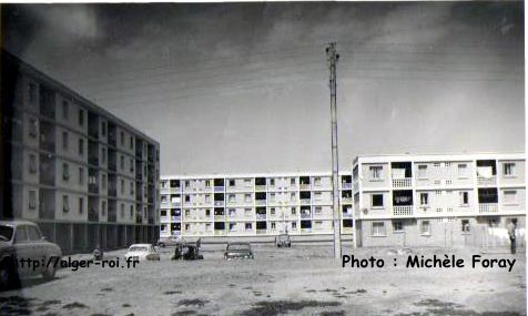 Les immeubles, près du stade - 1950?1960?