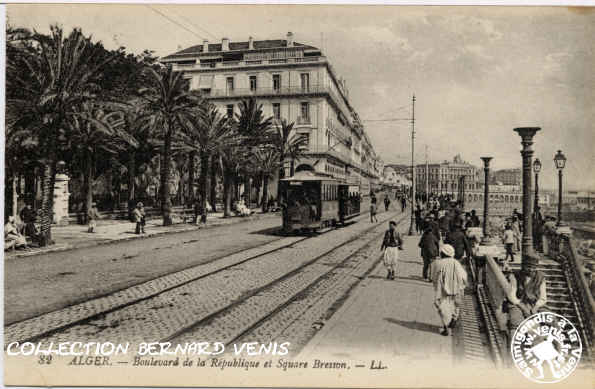 le tramway et le square Bresson ou Briand