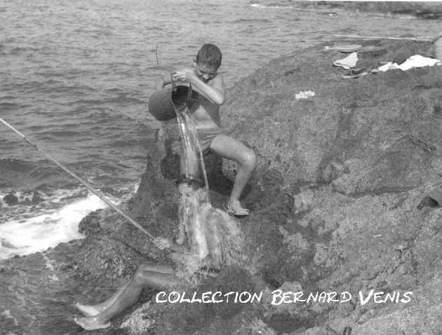 Courant 1962 : papa pêche, mon frère Jean ..