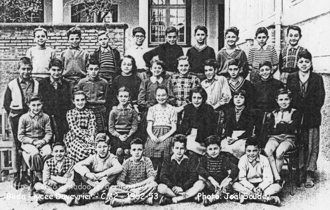 Lycée Duveyrier , classe de cours moyen 2ème année, 1951-1952