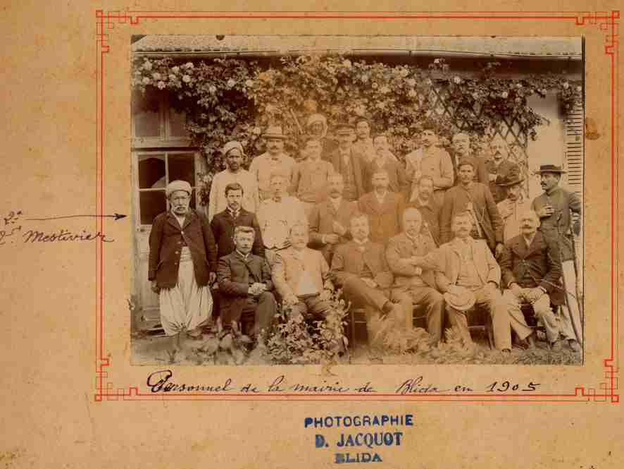 Blida,personnel de la mairie en 1905,photographe jacquot