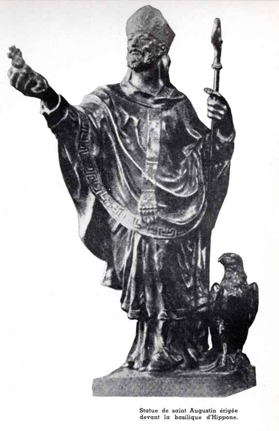 Statue érigée devant basilique d'Hippone.