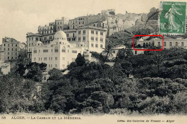 vue peu après 1900 du quartier où se trouve le Palais Oriental