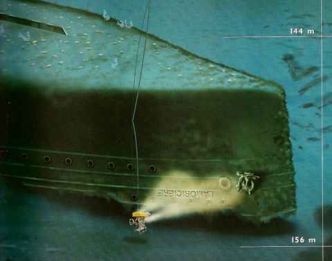 Photo montrant la position du navire, sur le fond, à 156 mètre de profondeur 