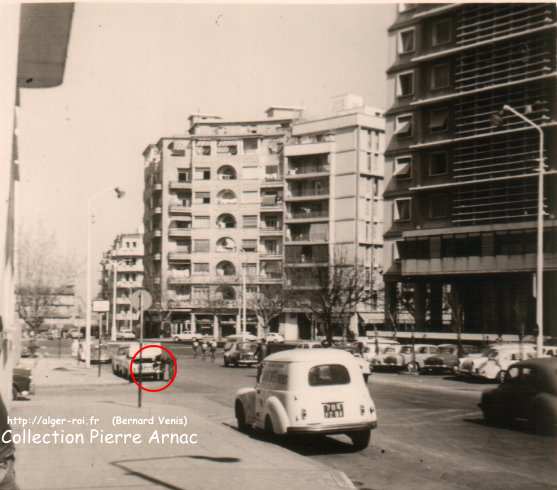 Rue et place Clément ADER, à droite 14 étage, ancien emplacement de la tour à parachute