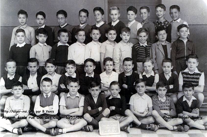École de la rue Duc des Cars, cours supérieur, 1951-52