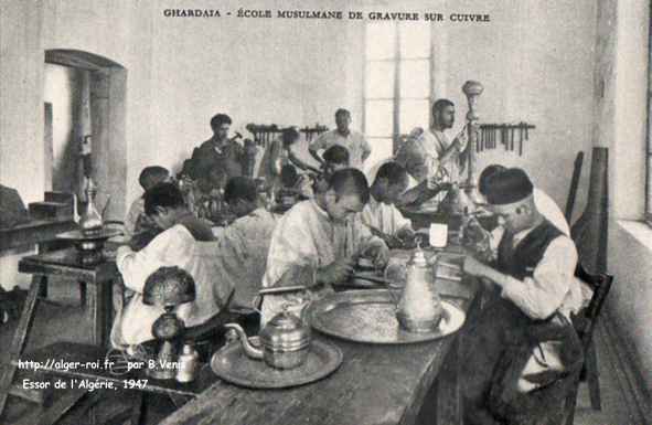 Ghardaïa : école musulmane de gravure sur cuivre