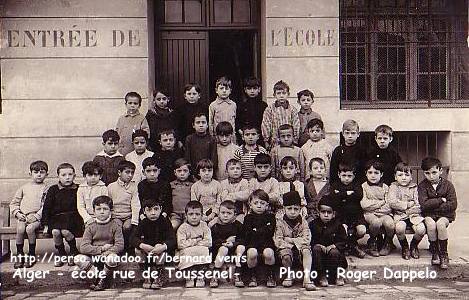 L'école rue de Toussenel (5 rue Feuillet- 6 rue Icosium). Ne serait-ce pas l'arrière de Lazerges ?