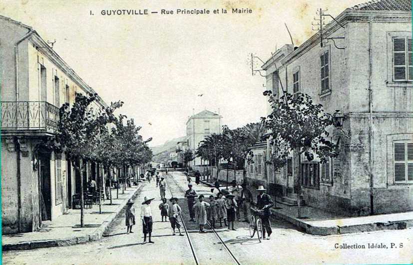 guyotville,rue principale et mairie