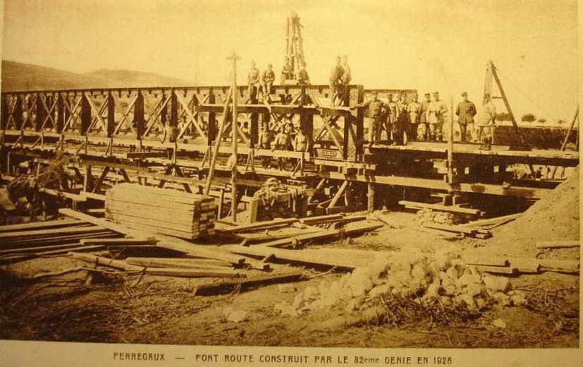 Pont-route construit par le Génie en 1928