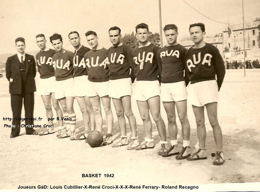 le RUA en 1942 qui s'est illustré dans de nombreux championnats et coupes