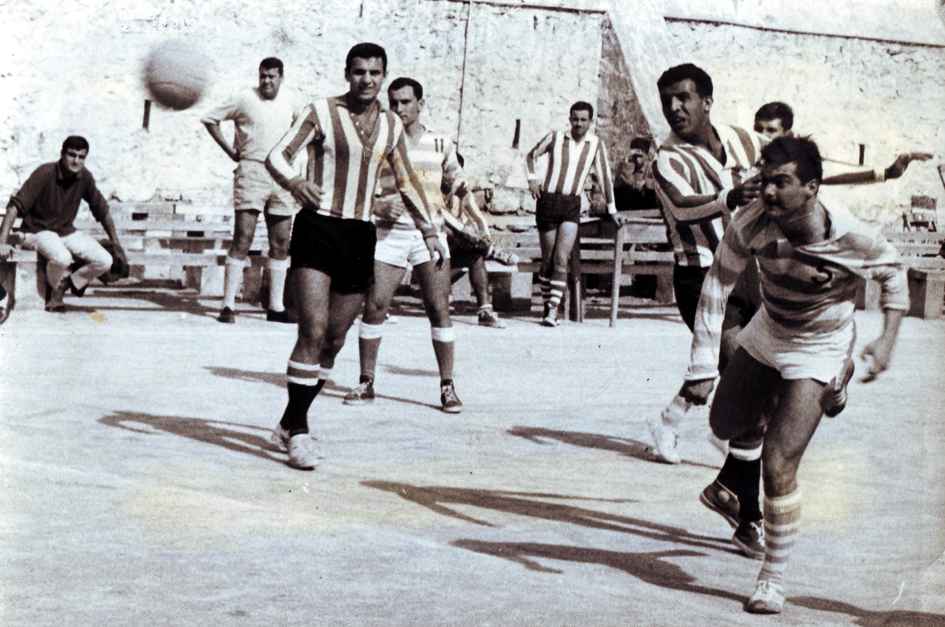 Championnat Séniors - 1960.61 - Stade de Saint-Eugène .