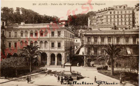 Le collège arabe-français sera inauguré en 1857 place d'Isly, dans un bâtiment qui deviendra par la suite le quartier général de la division du 19e Corps.