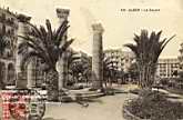 Les colonnes provenant de la porte d'Isly démolie en 1895 pour faire place à la Grande Poste.