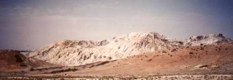 Le rocher de sel au sud d'hassi Babah