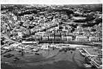 31-69 A : vue panoramique aérienne sur le port, le centre de la ville
